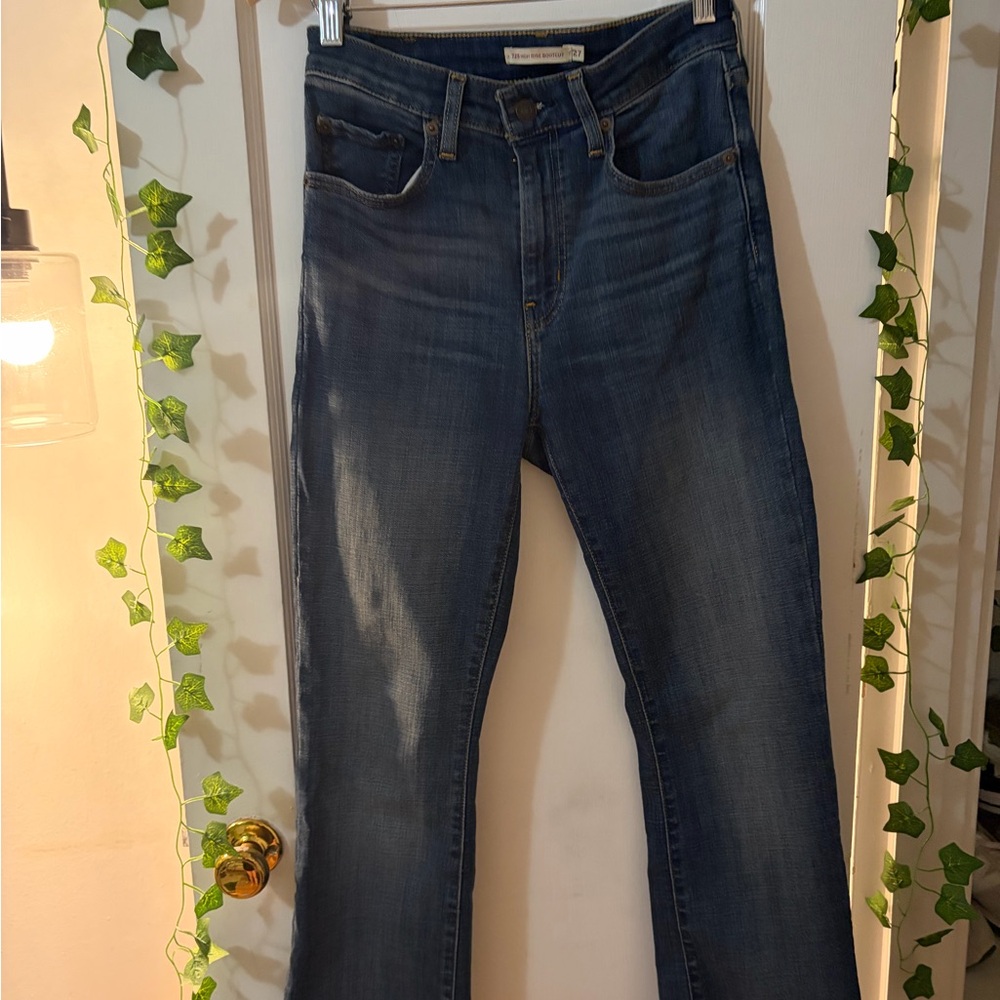 Levi’s Women’s High Rise straight Jeans dark wash Denim - Picture 4 of 13